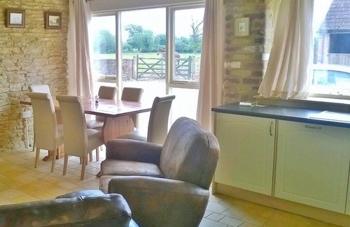 Giddeahall Other | Battens Farm Cottages - B&B and Self-catering Accommodation