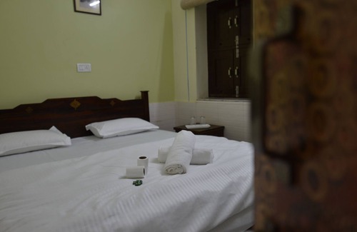 Gulab Sagar Hotel | Bawarri Haveli