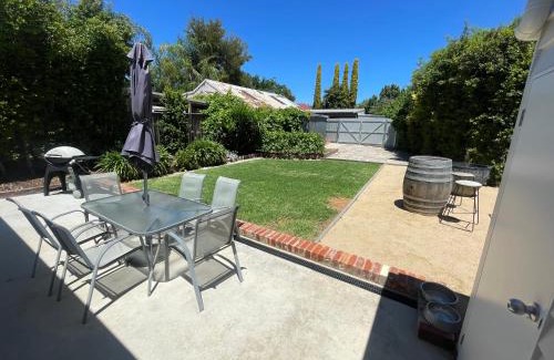 Bendigo House | Baxter Cottage