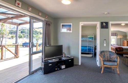 Duvauchelle House | Bay Bliss - Akaroa Holiday Home