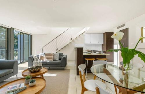 Huskisson Apartment | Bay Breeze - 3BR apt in the heart of Huskisson
