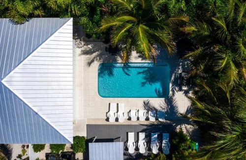 Anna Maria Villa | Bay Breezes at Bayside Bungalow