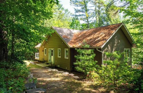 Baysville House | Bay Dreamer Summary: