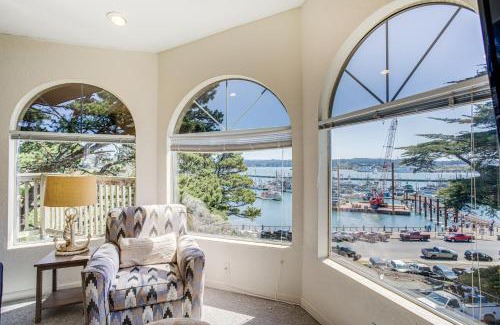 Historic Bayfront House | Bay Front Views! Shopping, Restaurants! Museums! Unit 4