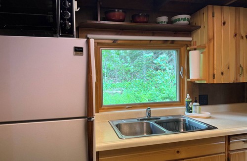 Crane Lake Cabin | Bay of the Moon at Wolf Point - Pet Friendly!