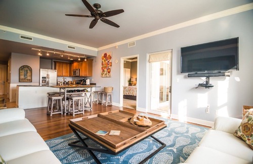 Upper Grand Lagoon Condo | Bay Point 5 Star Property! Over looking gorgeous pool with Bay view. Onsite Spa