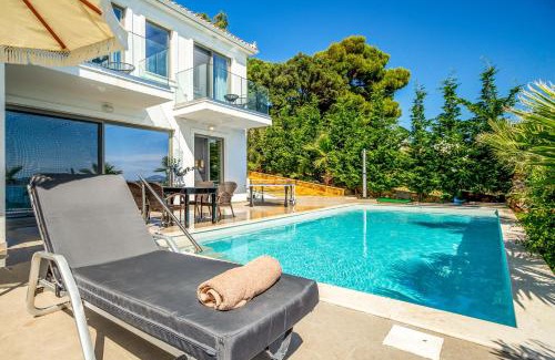 Agios Sostis Villa | Bay View II
