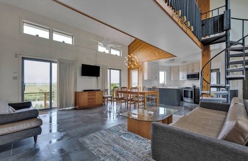 Broadkill Beach House | Bay Views in Broadkill Beach
