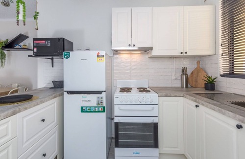 Shoal Bay Apartment | Bay Village Unit 2/47 Shoal Bay Rd - Stylishly furnished unit with views over Shoal Bay Beach