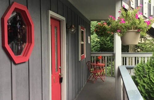 Bayfield Condo | Bayfield- Charming Condo, Jumping Off Point to Apostles