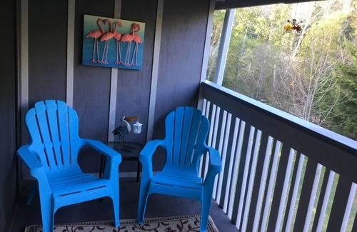 Bayfield Condo | Bayfield- Charming Newly Remodeled Condo, Gateway to Apostles