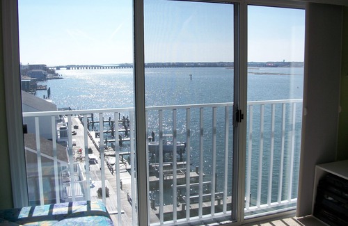 Ocean City Condo | Bayfront Penthouse Amazing views and a Pool. Walk to Boardwalk and Beach.