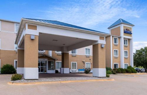 Kirksville Hotel | Baymont by Wyndham Kirksville University Area