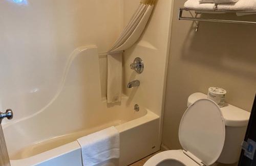 Morton Hotel | Baymont by Wyndham Morton