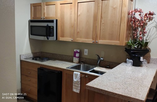 Buena Hotel | Baymont by Wyndham Yakima Riverfront