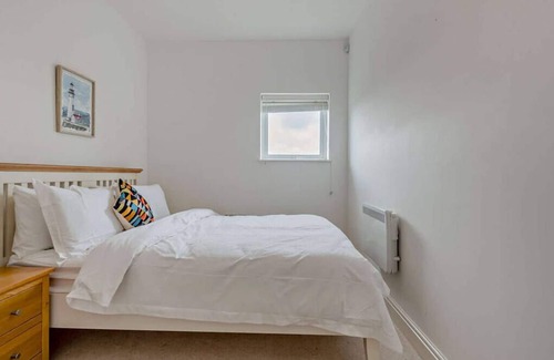 Crynant Apartment | Bayview Apartment - Machynys