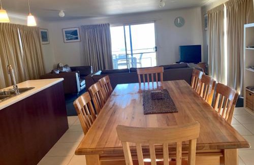 Kingscote Apartment | Bayview Beach House Apartment No 1