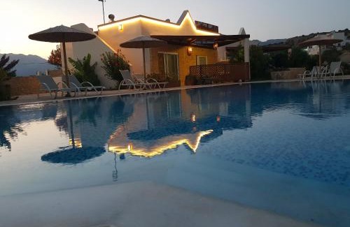Makry Gialos House | Bayview Villa B11