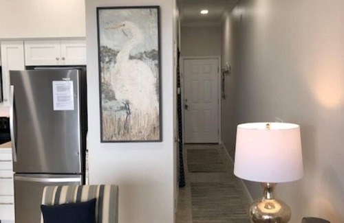 Gulf Place Condo | Bch Views/Sunsets on the Gulf of America - 409 top floor Short walk to Bch/Din