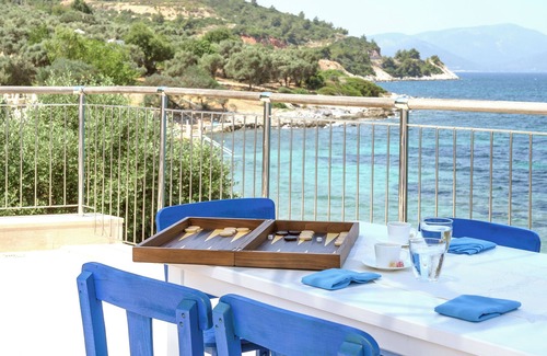 Bodrum Villa | BD-414 4 Bedroom Seafront Detached Holiday House with Private Pool and Garden