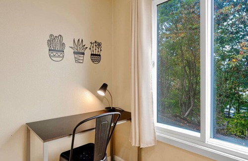 Highline Apartment | BD35 2b1b Apt Unit 2 @S Seattle close to airport