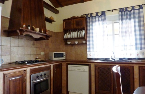 Antequera Cottage | Belvilla by OYO Casa TorrejÃ³n