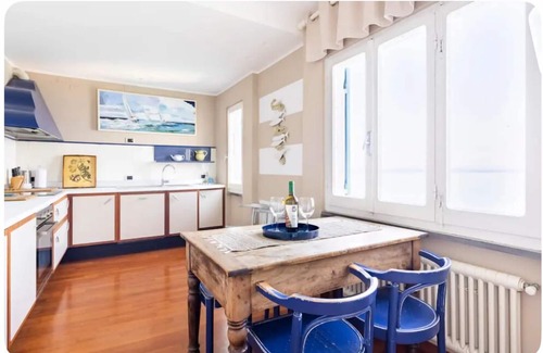 Manarola Villa | Beautiful villa overlooking the sea