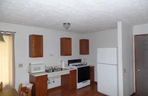 Golconda Cabin | Be Refreshed-Handicap Accessible