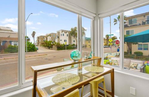 Central Mission Beach House | Beach-2-Bay 2br - Beach - AC - Patio