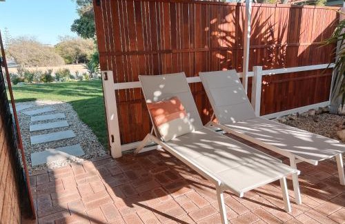 Halls Head House | BEACH 400m, Big Yard, Playroom, Perfect for Families, Couples, Digital Nomads