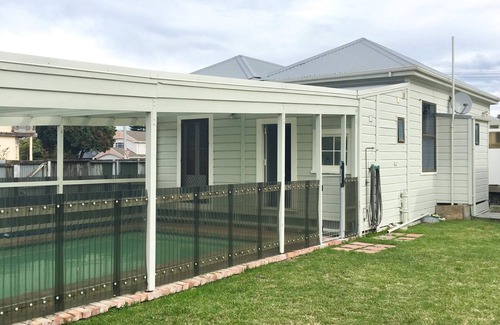 Gisborne House | Beach Across The Road R&V welcome