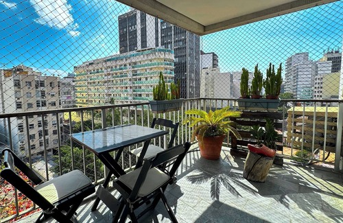 Zona Sul Apartment | Beach apartment with pool, gym and AC - great location
