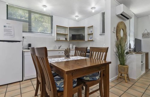Rainbow Beach Apartment | BEACH! Best Escape Anyone Can Have!