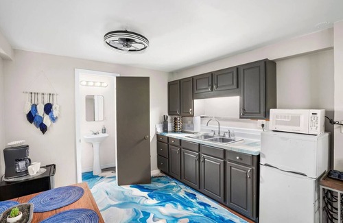 Sunset Reef Apartment | Beach Bliss Coastal- Unit 2