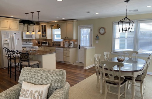 South End Condo | BEACH BLOCK- Ocean City NJ- Beautiful Decor- Beach Views Beach Tags - 4BD, 2BTH
