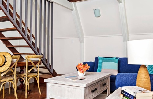 Mollymook Beach House | Beach Chalet in Mollymook