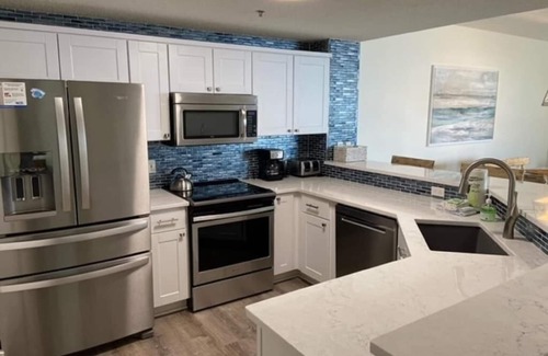Fort Morgan Condo | Beach Club A1202 - Direct Gulf View, King/Full/Twin/Twin Bunk Sofa Sleeper