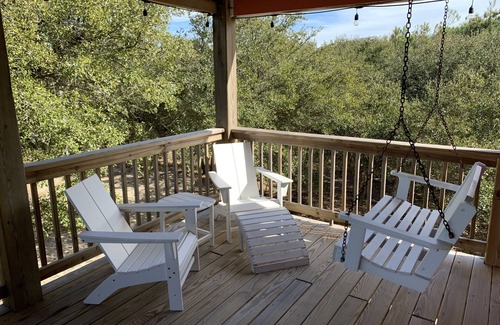 Carova Beach House | Beach Cottage a short walk from the waves!