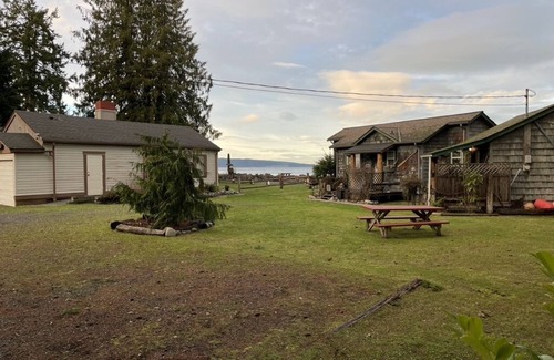 Regional District of Nanaimo Cabin | Beach Croft Cabin
