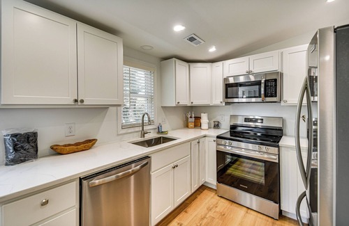 Cape Charles House | Beach Days & Dtwn Charm! Cape Charles Cottage