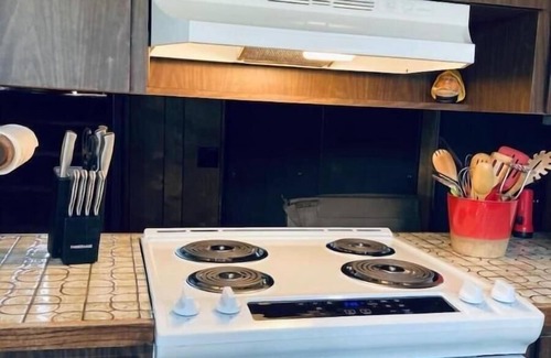Florence House | Beach front, 1 bedroom, dog friendly - Deja View
