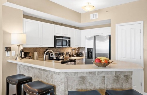 Miramar Beach Hotel | Beach Front 4th Floor, 2 BR/2BA w/Bunkroom! FREE BEACH SERVICE, Sleeps 6+WIFI