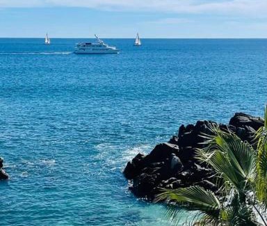 Cabo Bello Villa | BEACH FRONT Casa Bruma Jacuzzi With Massage