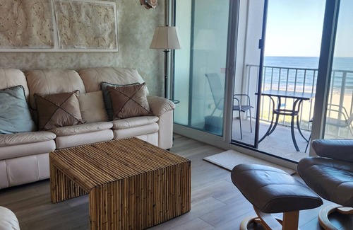 Sea Isle City Condo | Beach front condo with ocean front balcony, swimming pool, tennis, pickle ball
