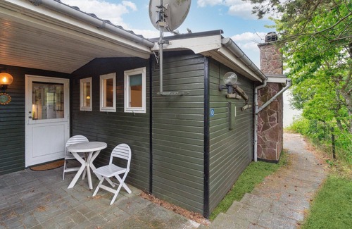 Sømarken House | Beach front home in Aakirkeby with WiFi