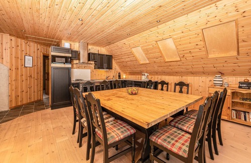 Sande House | Beach front home in Kvamsøy