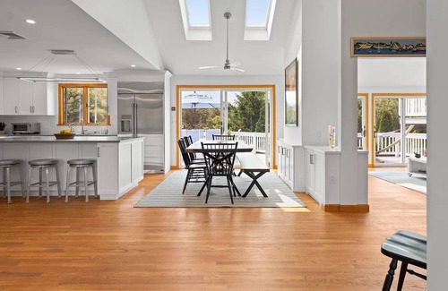 Katama House | Beach Getaway - Spacious Katama Beach House