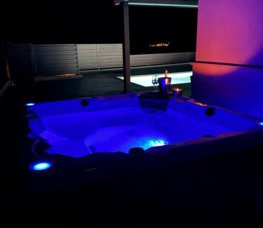 Kastel Stafilic Villa | Beach Haven house with pool and Jacuzzi
