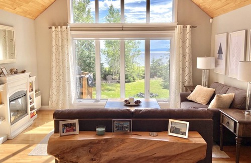 Deer Lake House | Beach Home Getaway - Your Private Beach Retreat!