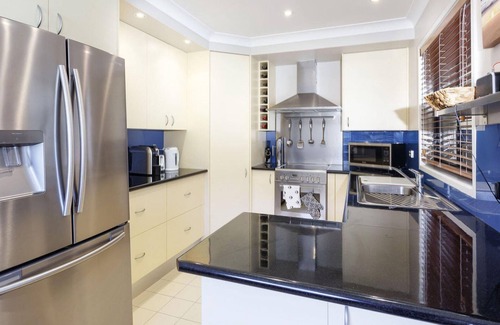Hawks Nest House | Beach House - Australian Coastal Style Beach House